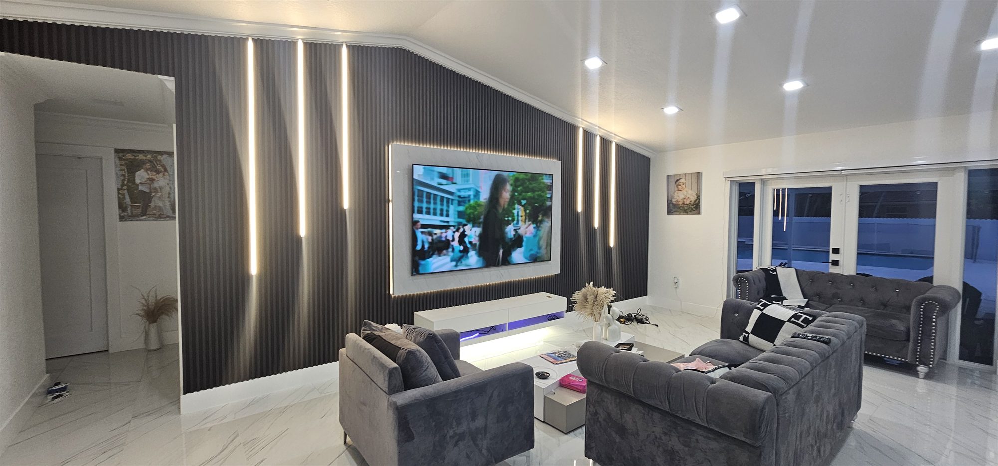 Amaury Designs — living salon