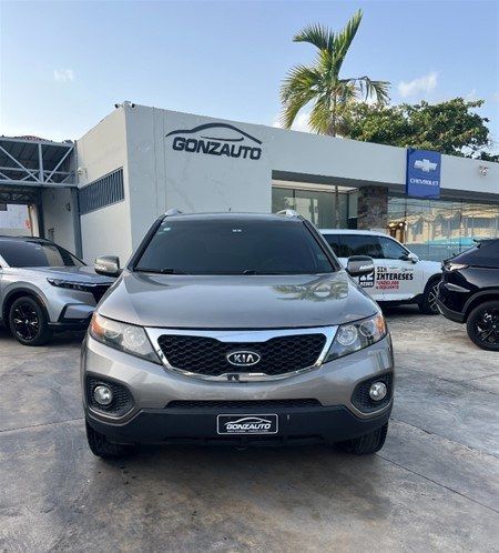 2013 Kia Sorento EX at Gonzauto